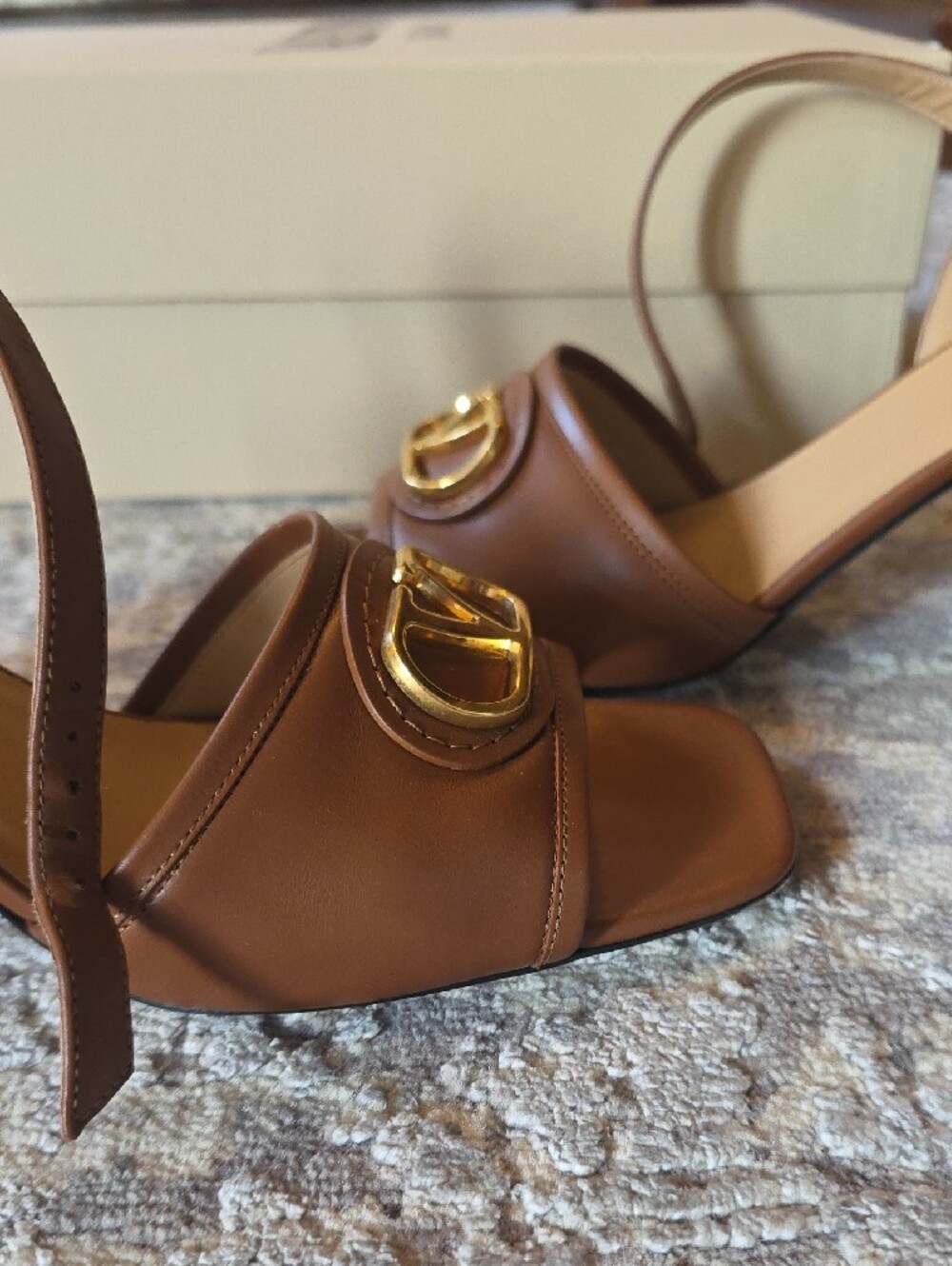 Valentino Brown Leather Slingback Heels with Gold V Logo - Picture 3 of 6